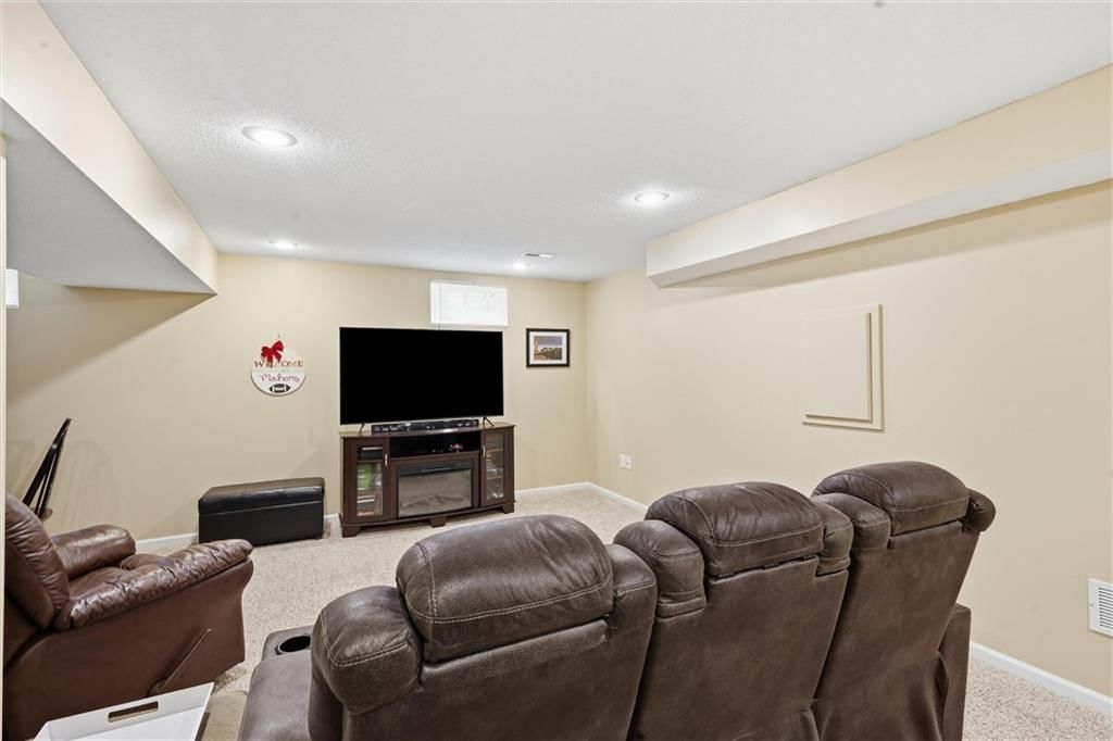 Photo 30 of 49 - 12265 S Mullen Road, Olathe, KS 66062