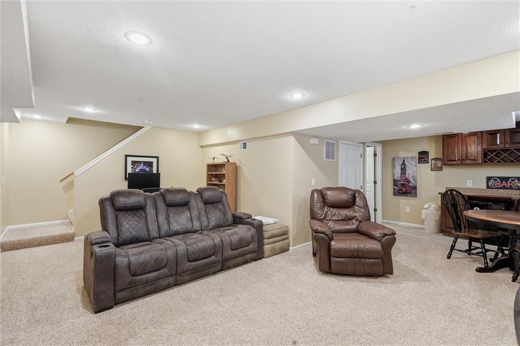 Photo 32 of 49 - 12265 S Mullen Road, Olathe, KS 66062