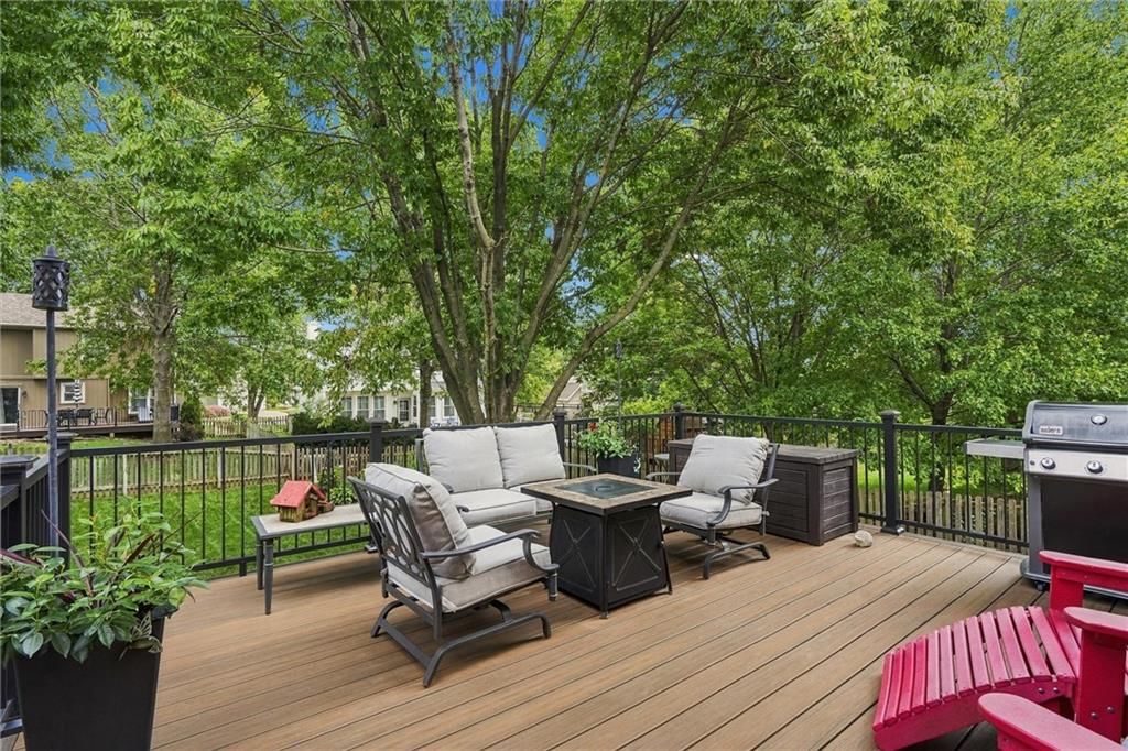 Photo 36 of 49 - 12265 S Mullen Road, Olathe, KS 66062