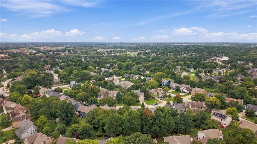 Photo 42 of 49 - 12265 S Mullen Road, Olathe, KS 66062