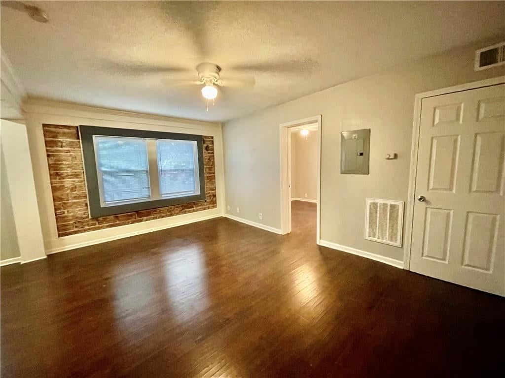3401 Central Street — photo 5