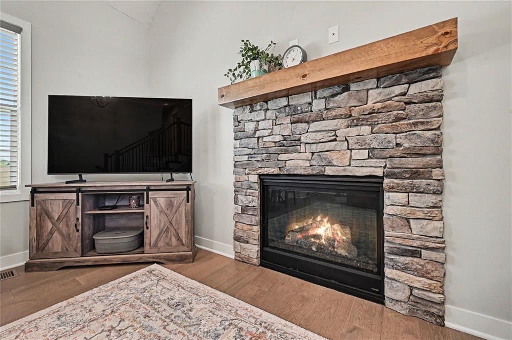 1301 W Concord Drive — photo 7