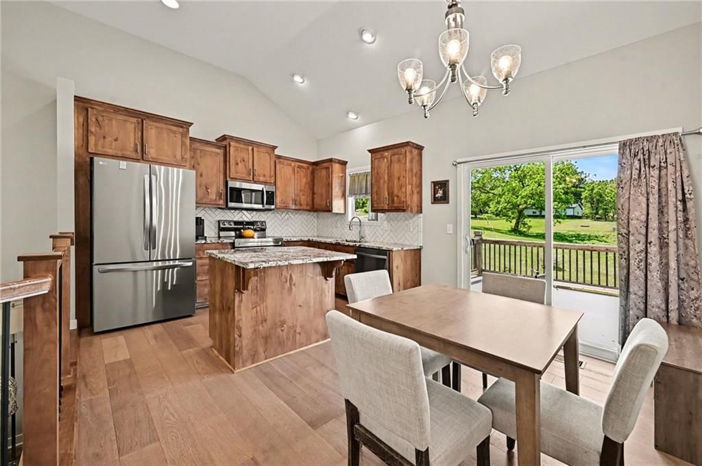 1301 W Concord Drive — photo 9