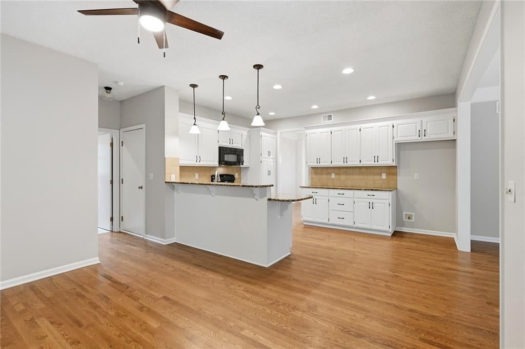 16522 W 81st Street — photo 27