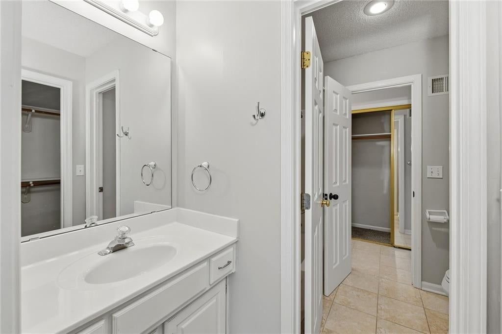 16522 W 81st Street — photo 34