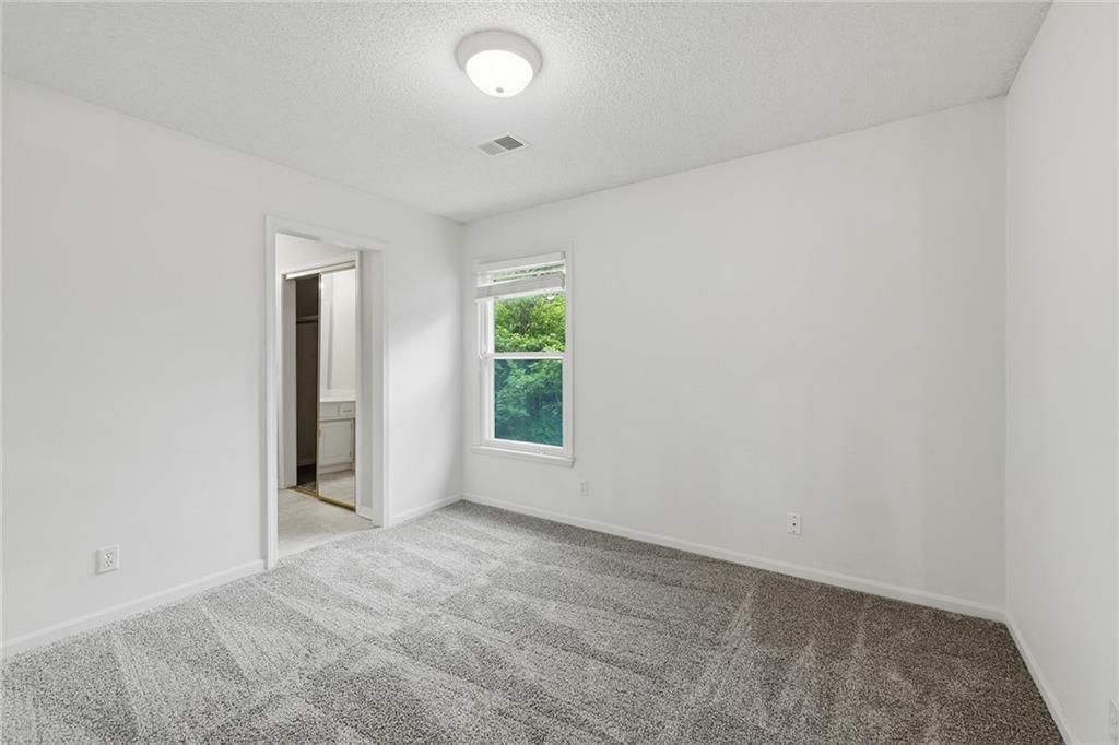 16522 W 81st Street — photo 37