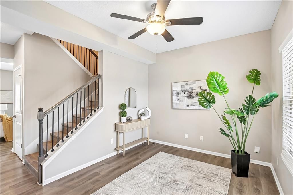 1110 NW Hilltop Lane — photo 13