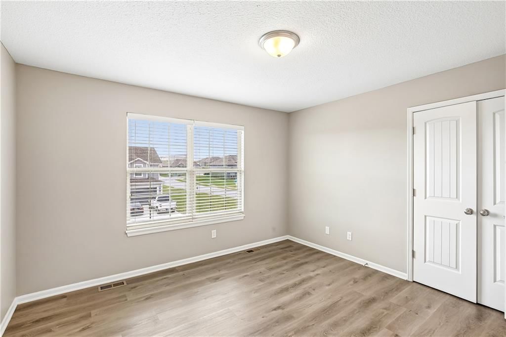 1110 NW Hilltop Lane — photo 17