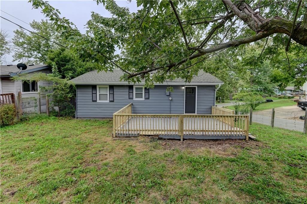2305 W 73rd Street — photo 38