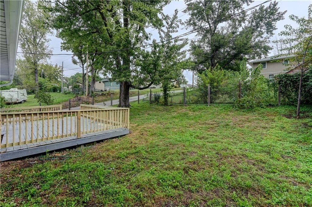 2305 W 73rd Street — photo 39