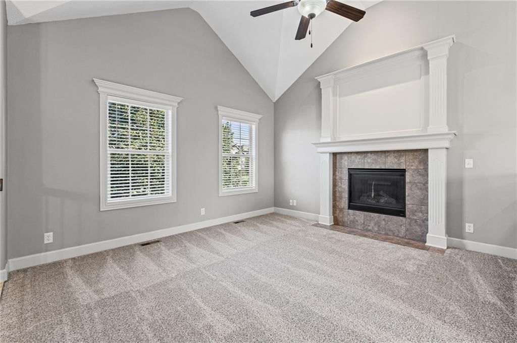 114 SW Hanging Garden Street — photo 3