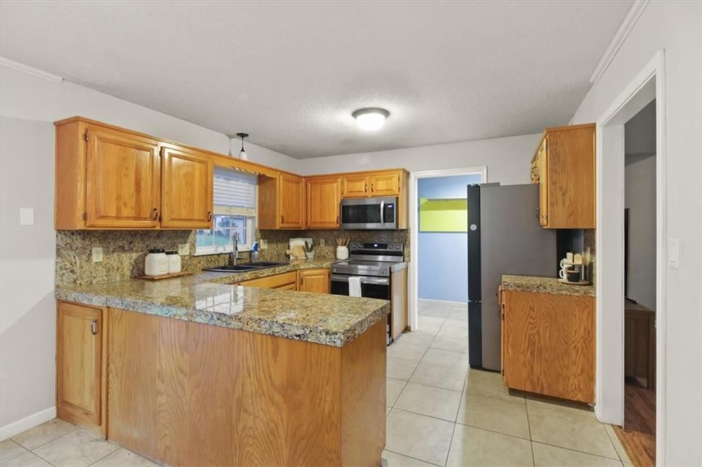 4301 NW Cortland Drive — photo 12