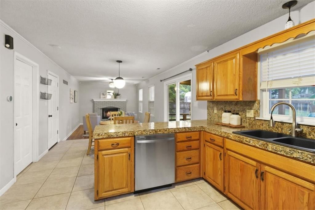 4301 NW Cortland Drive — photo 15