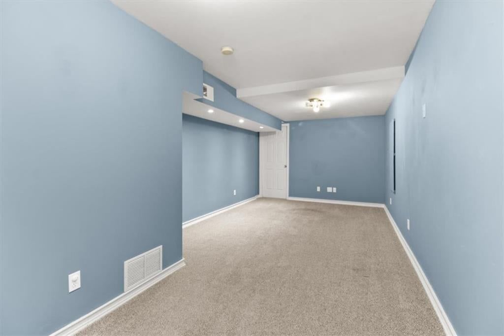 4301 NW Cortland Drive — photo 31