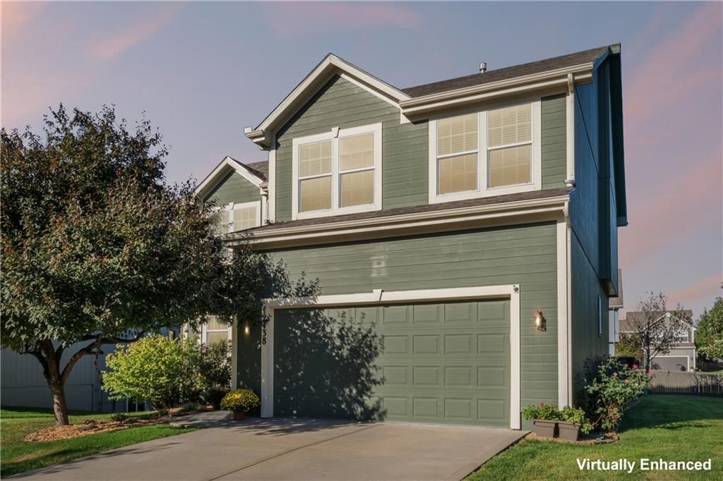 Photo 5 of 57 - 12438 S Crestone Street, Olathe, KS 66061