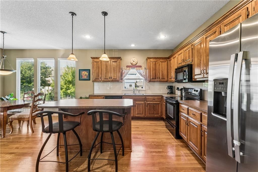 Photo 14 of 57 - 12438 S Crestone Street, Olathe, KS 66061