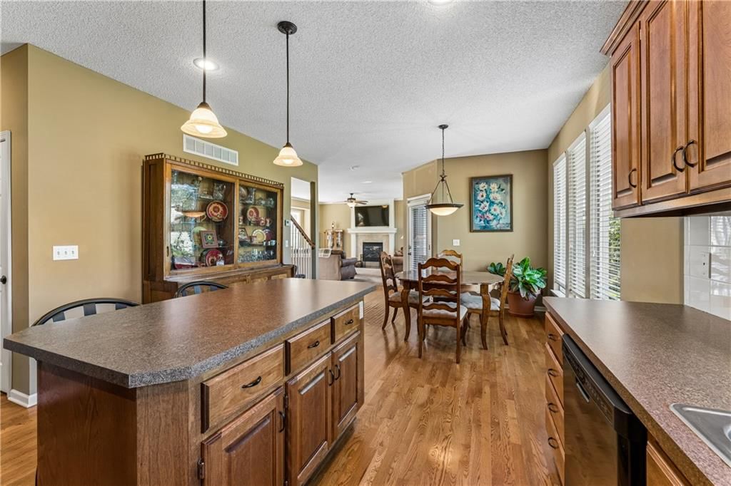 Photo 16 of 57 - 12438 S Crestone Street, Olathe, KS 66061