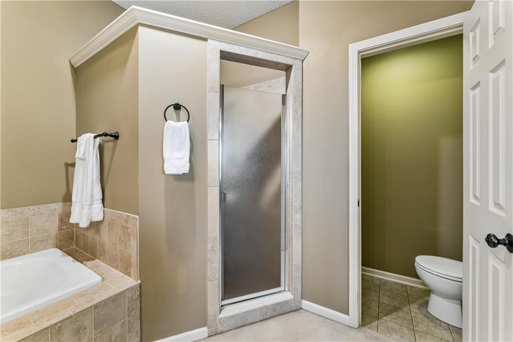 Photo 27 of 57 - 12438 S Crestone Street, Olathe, KS 66061