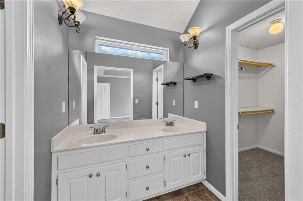13123 Delaware Court — photo 12