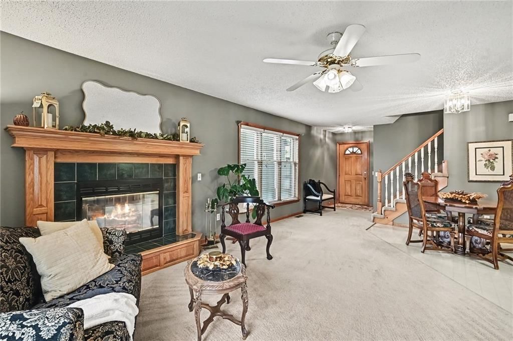 513 Cape Cod Court, Smithville, MO
