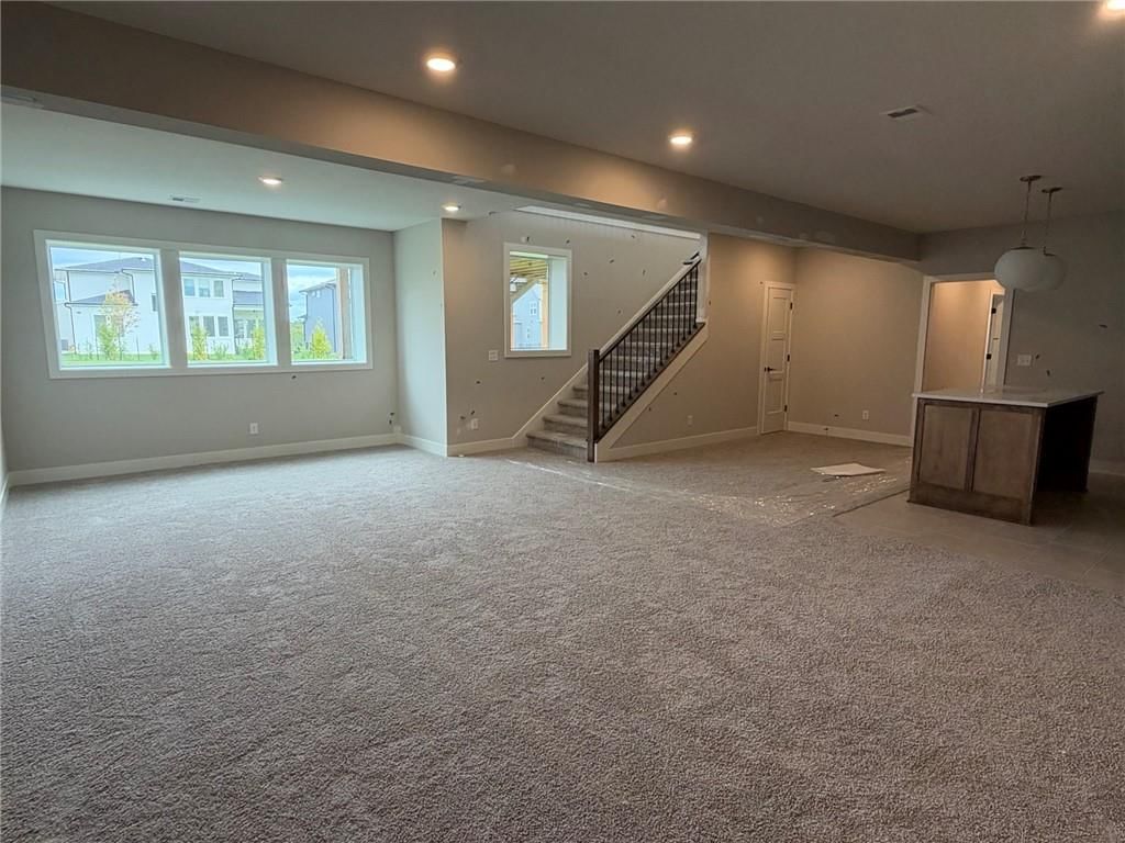 Photo 29 of 37 - 18461 Pawnee Lane, Overland Park, KS 66085