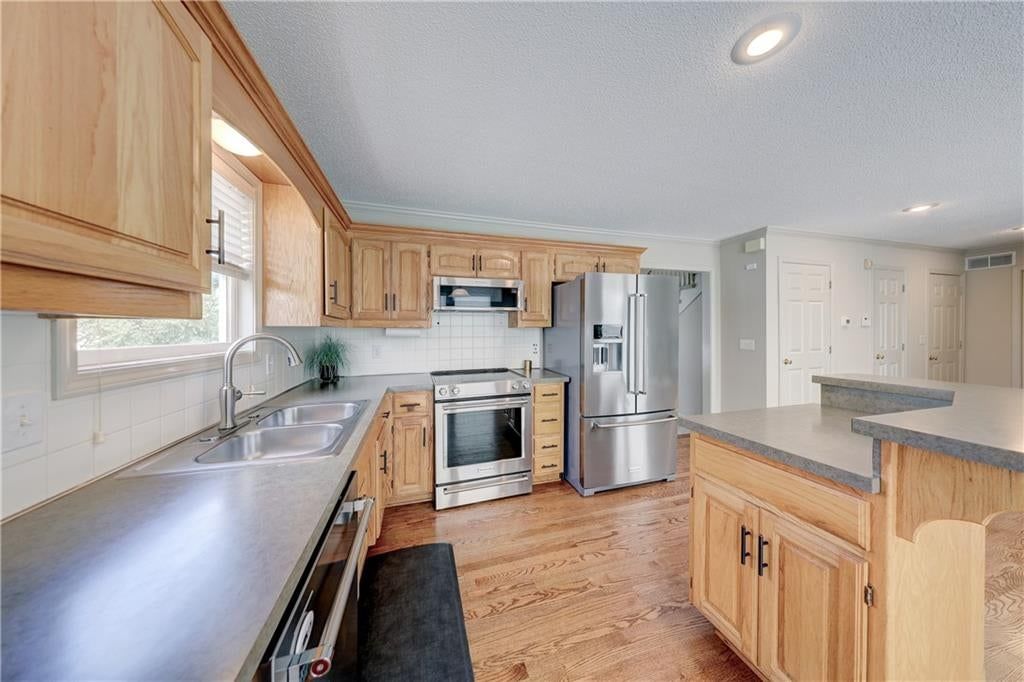 21475 W 121st Street — photo 5