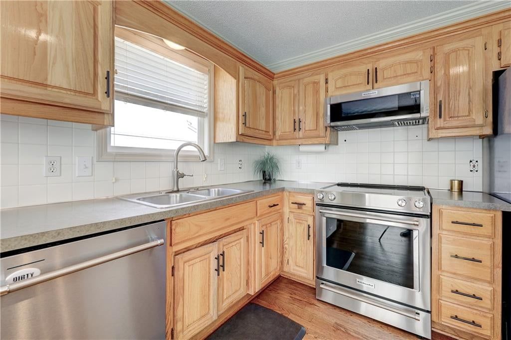 21475 W 121st Street — photo 6