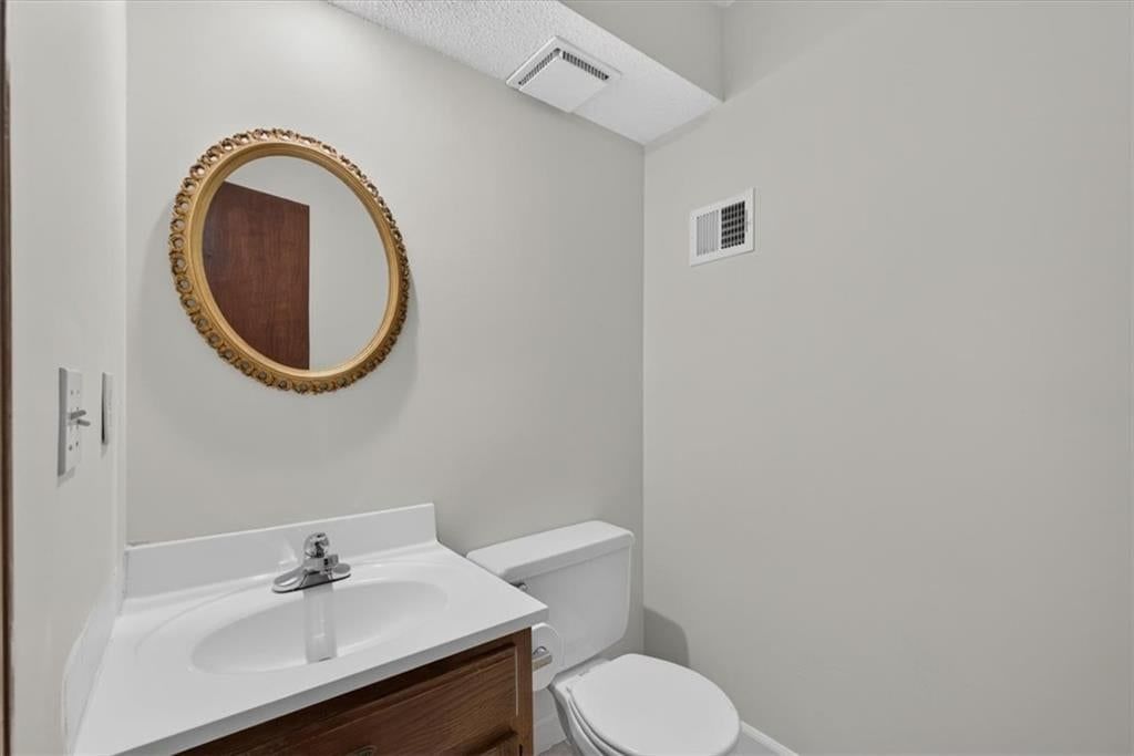 7606 W 86th Street — photo 15
