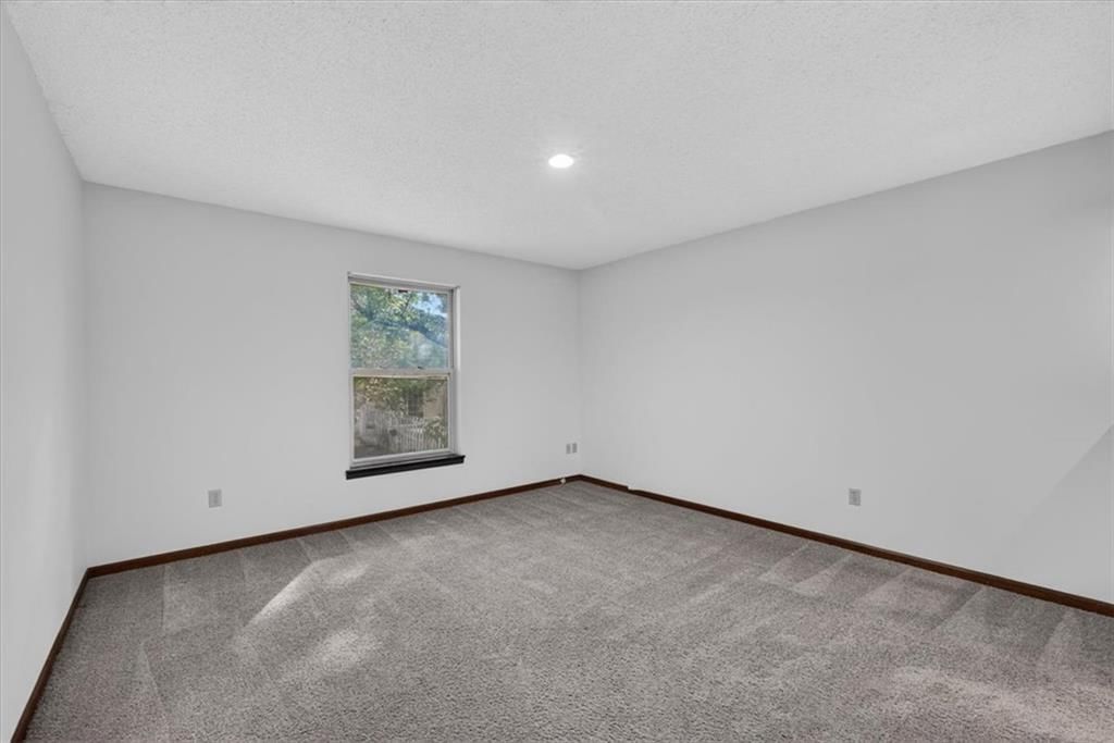 7606 W 86th Street — photo 17
