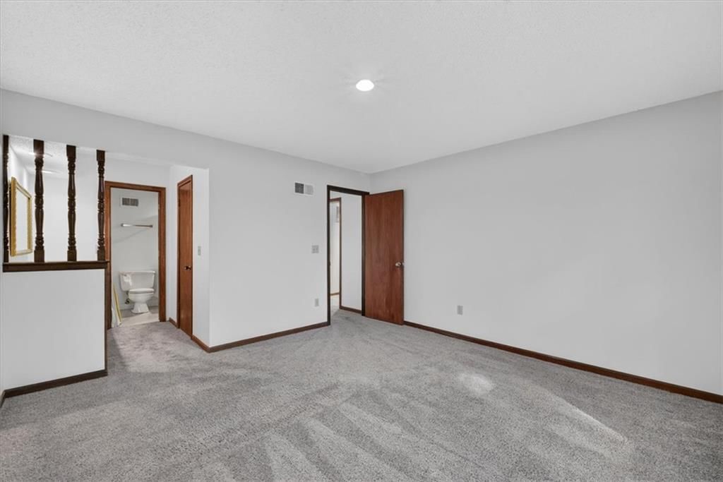 7606 W 86th Street — photo 19