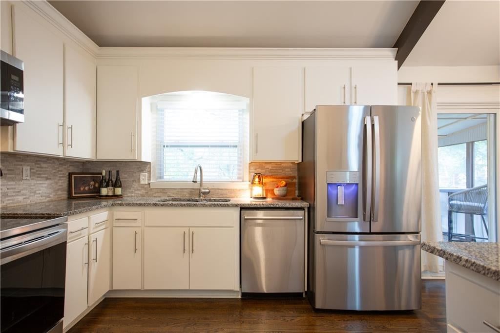 8808 W 89th Street — photo 17
