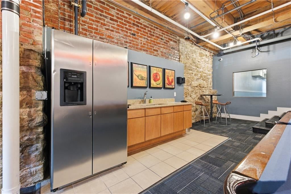 308 W 8th Street — photo 35