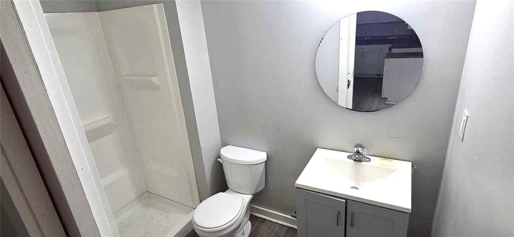 Photo 15 of 27 - 3249 E 28th Street, Kansas City, MO 64128