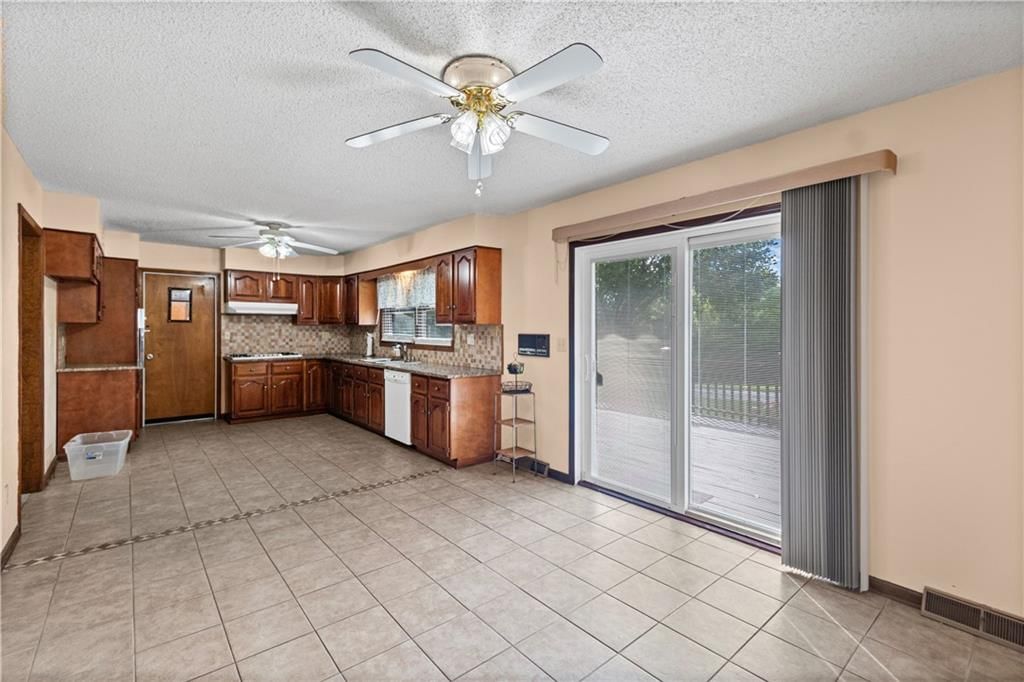 9201 Kansas Avenue — photo 10