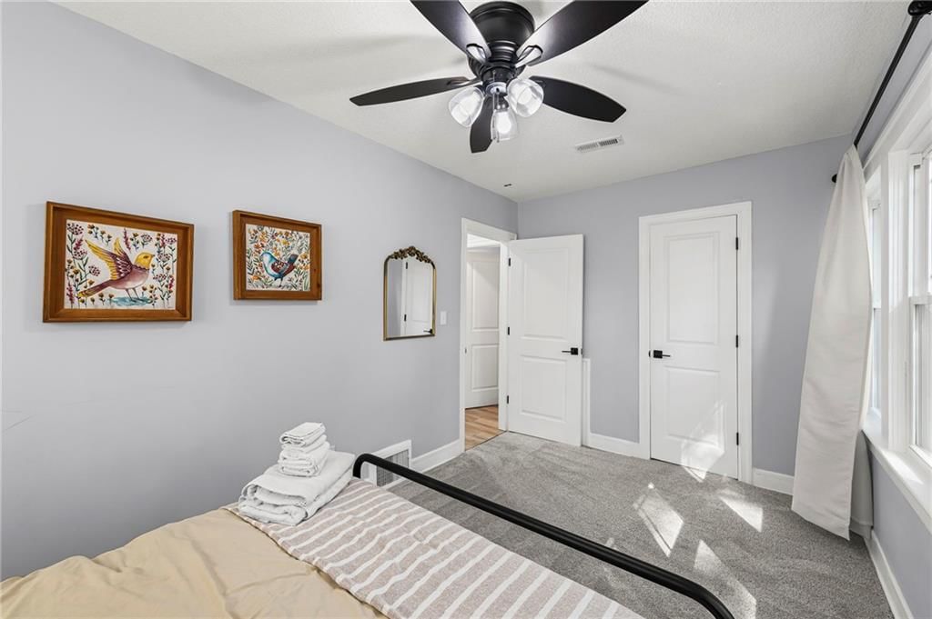 6415 Baltimore Avenue — photo 27