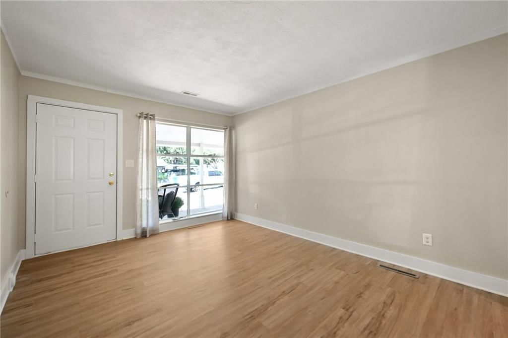 2641 S 51st Terrace — photo 9