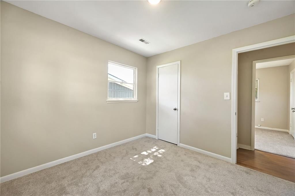 2641 S 51st Terrace — photo 16