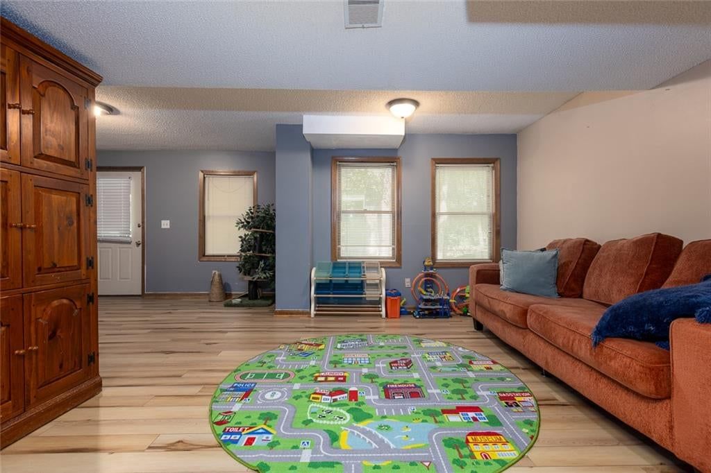 3508 N PARK Avenue — photo 17