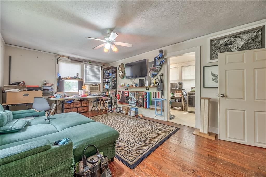 4111 Genessee Street — photo 15