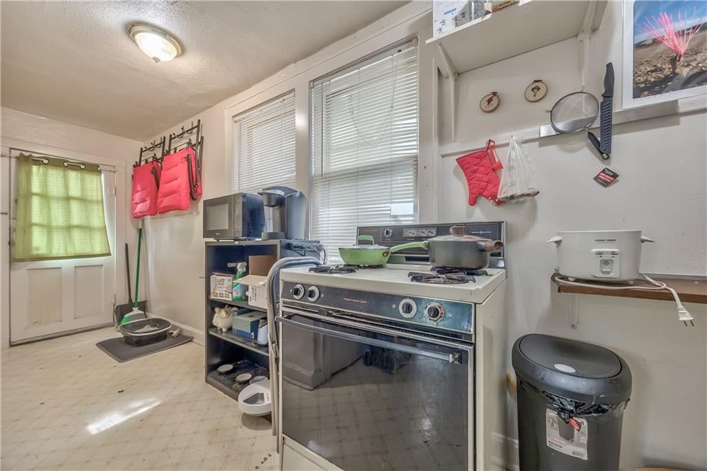 4111 Genessee Street — photo 16