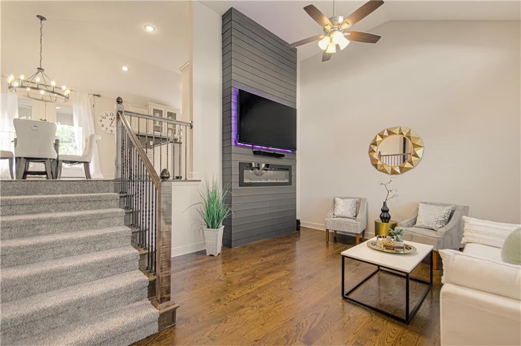 21425 W 47th Terrace — photo 5
