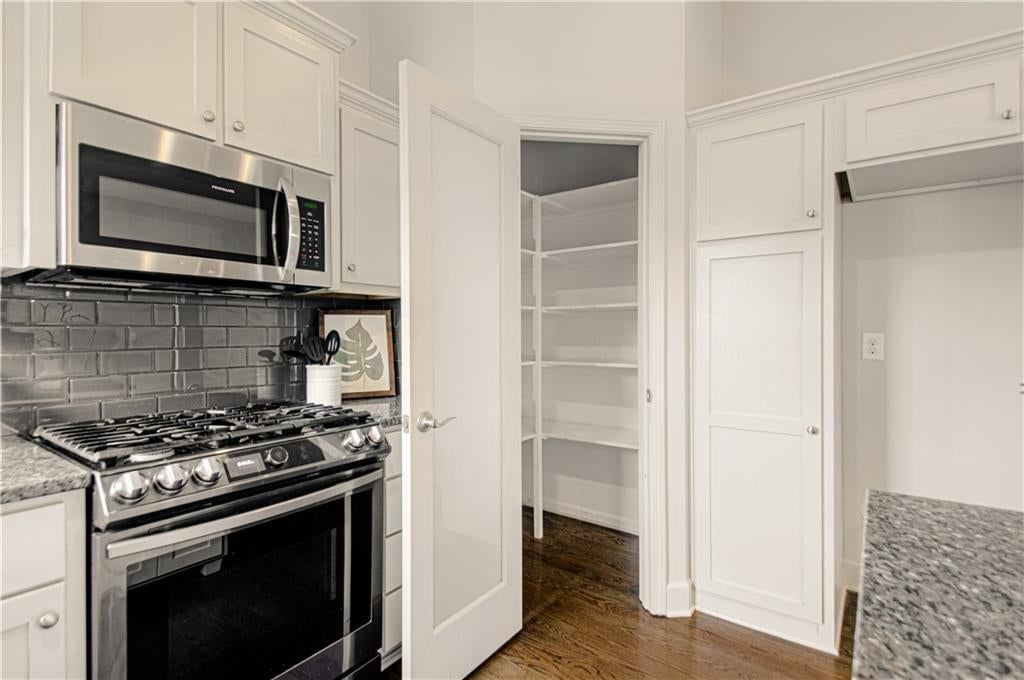 21425 W 47th Terrace — photo 20