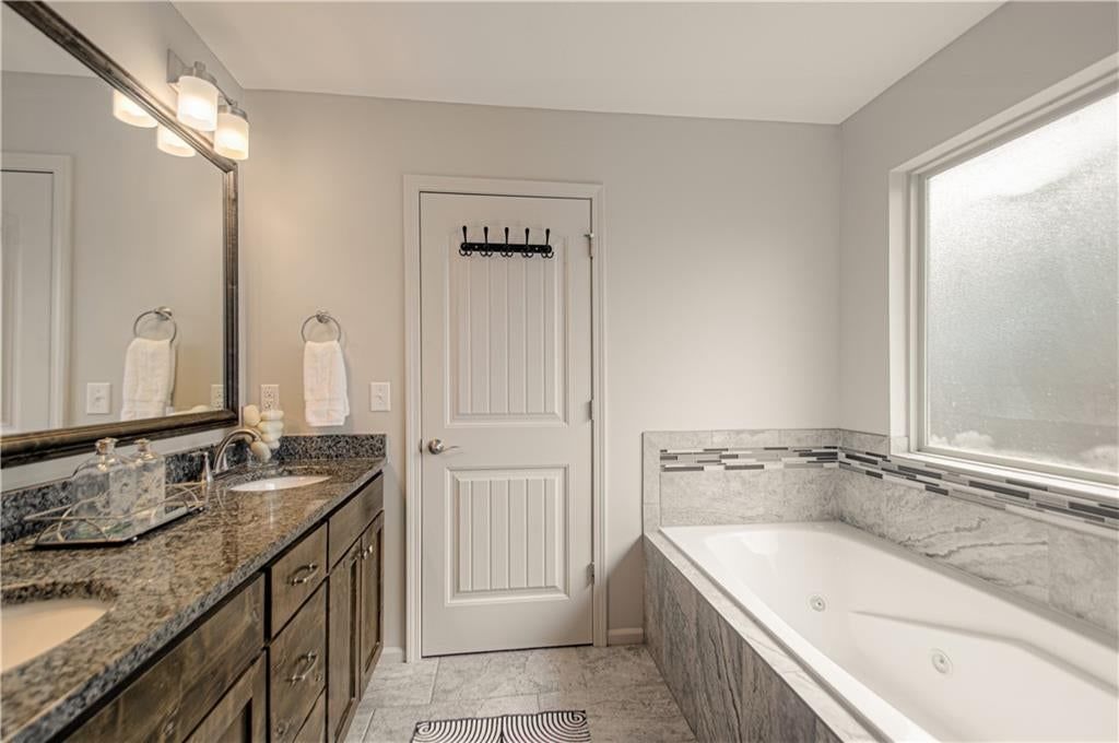 21425 W 47th Terrace — photo 29