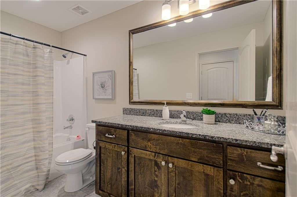 21425 W 47th Terrace — photo 35