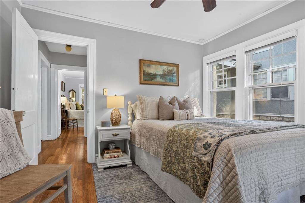 5828 Oak Street — photo 10