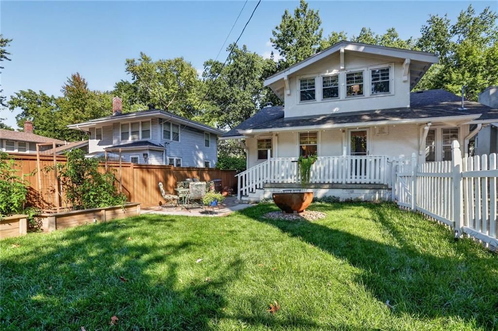 5828 Oak Street — photo 22