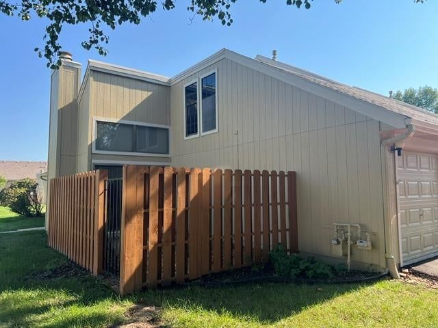 808 E 121st Terrace, Kansas City, MO: listing photo 2