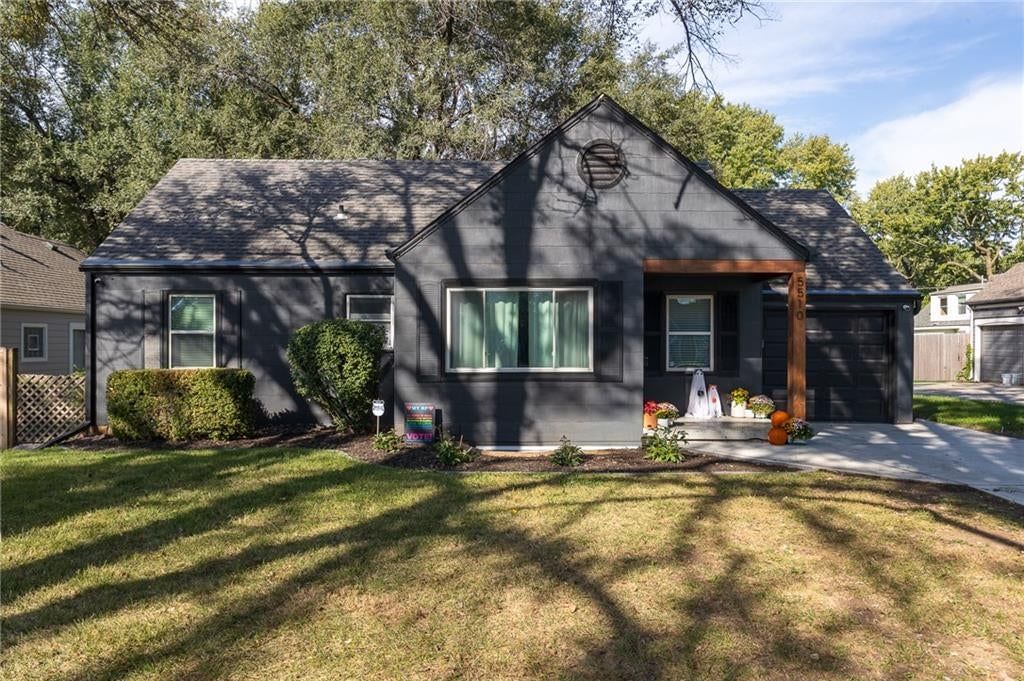 5510 Roe Boulevard, Roeland Park, KS