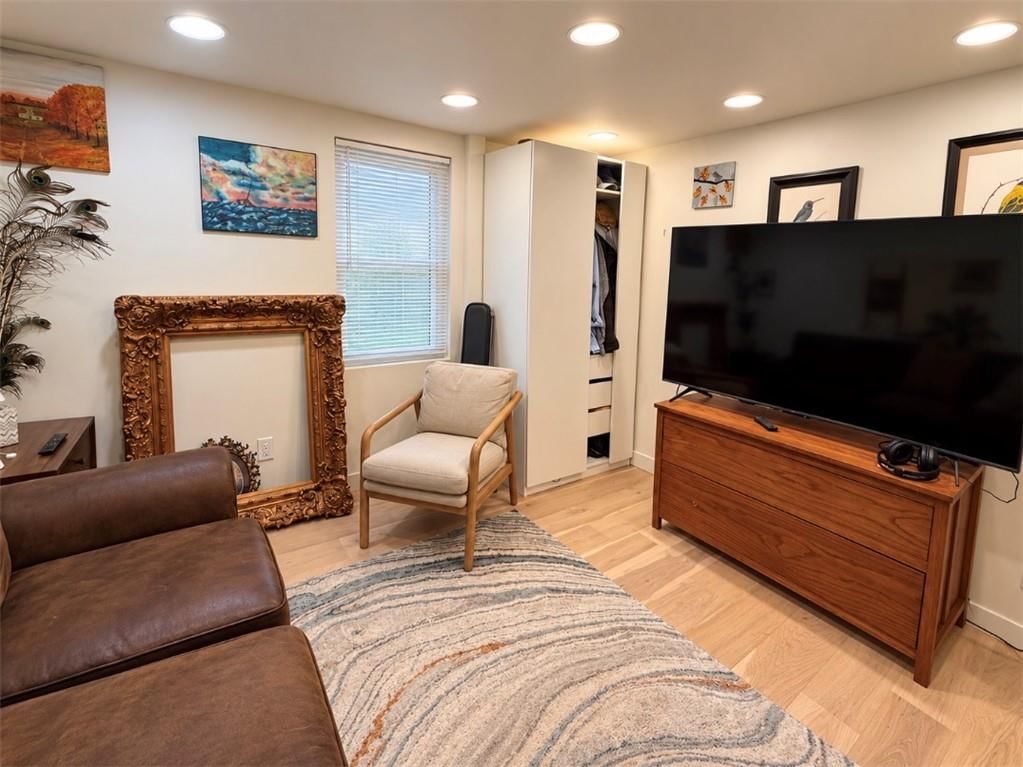 408 S 2nd Street — photo 16