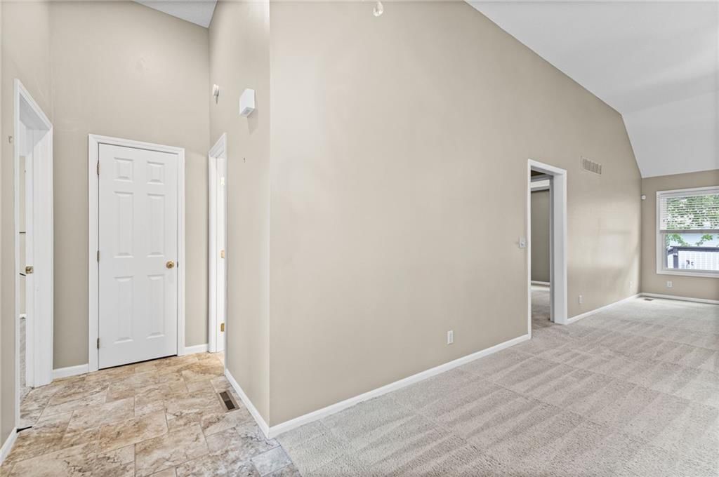 15607 BROADMOOR Street — photo 8